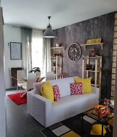 Del Borgo Homestay szállás *