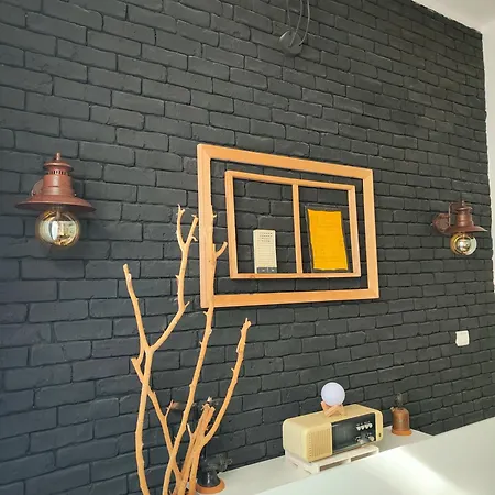 Del Borgo 홈스테이 *
